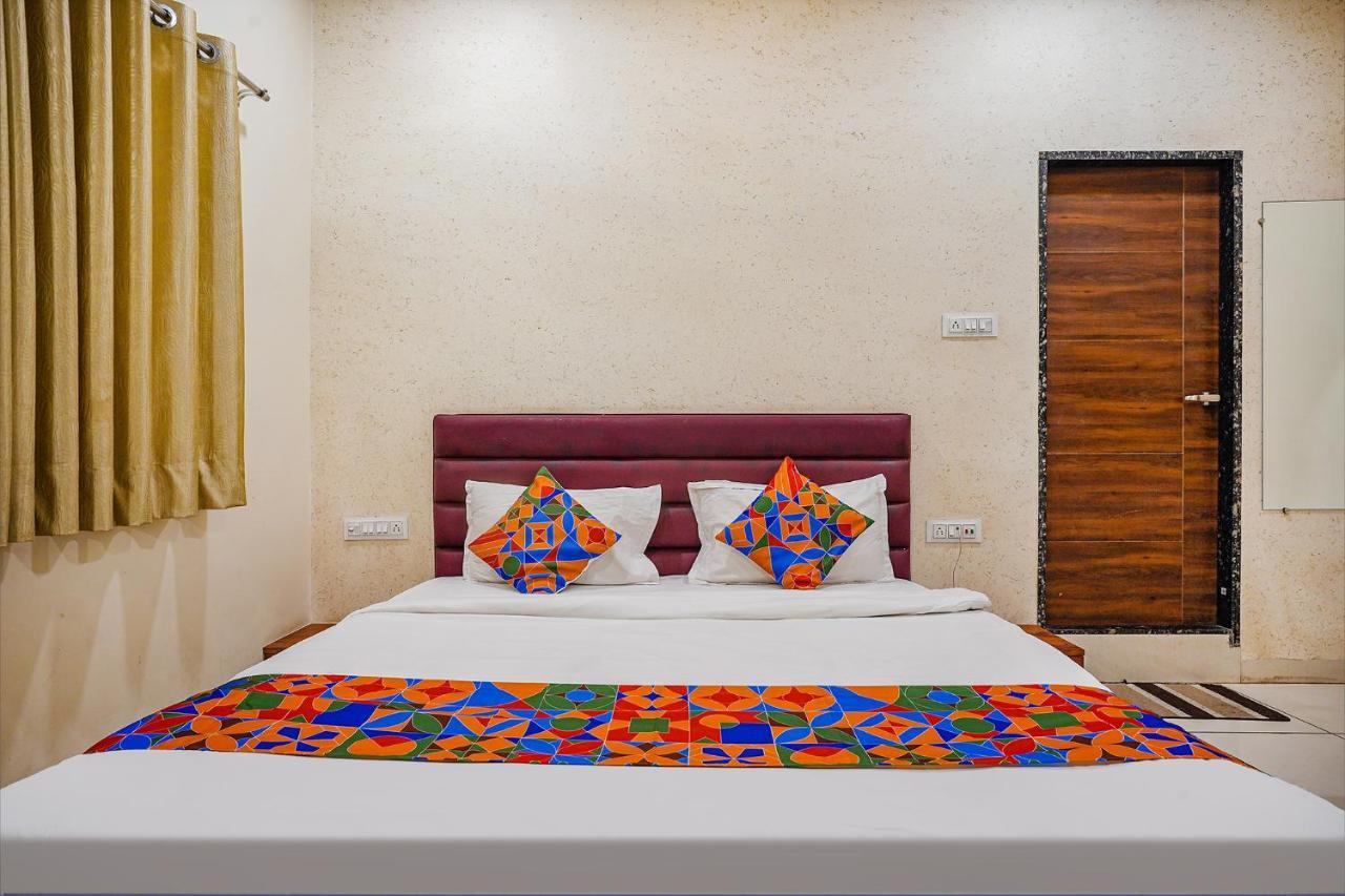 Fabhotel Sukh Vilas Indore Exterior photo