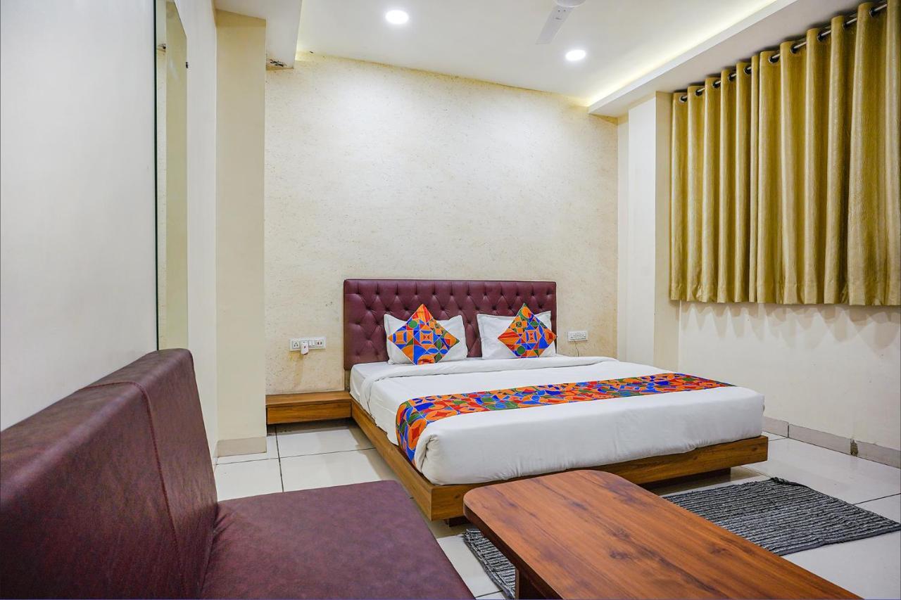Fabhotel Sukh Vilas Indore Exterior photo