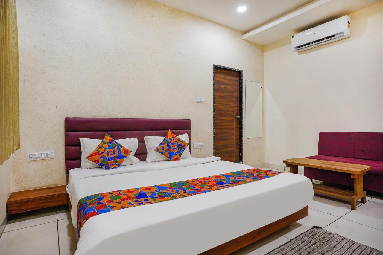 Fabhotel Sukh Vilas Indore Exterior photo